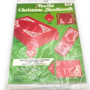 Bucilla Christmas Poinsettia Set of x4 Napkins NIB Stitchery Needlepoint #88985